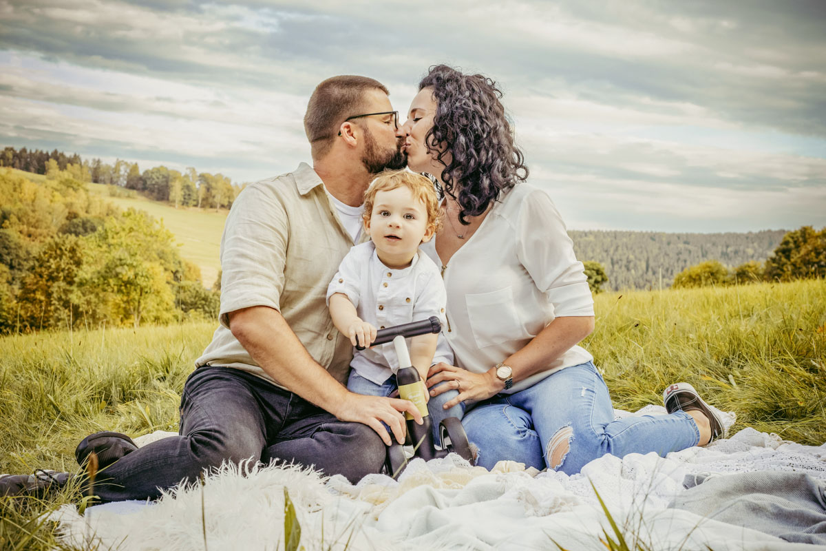 FAMILIENFOTOGRAFIE – lebendig, liebevoll, echt