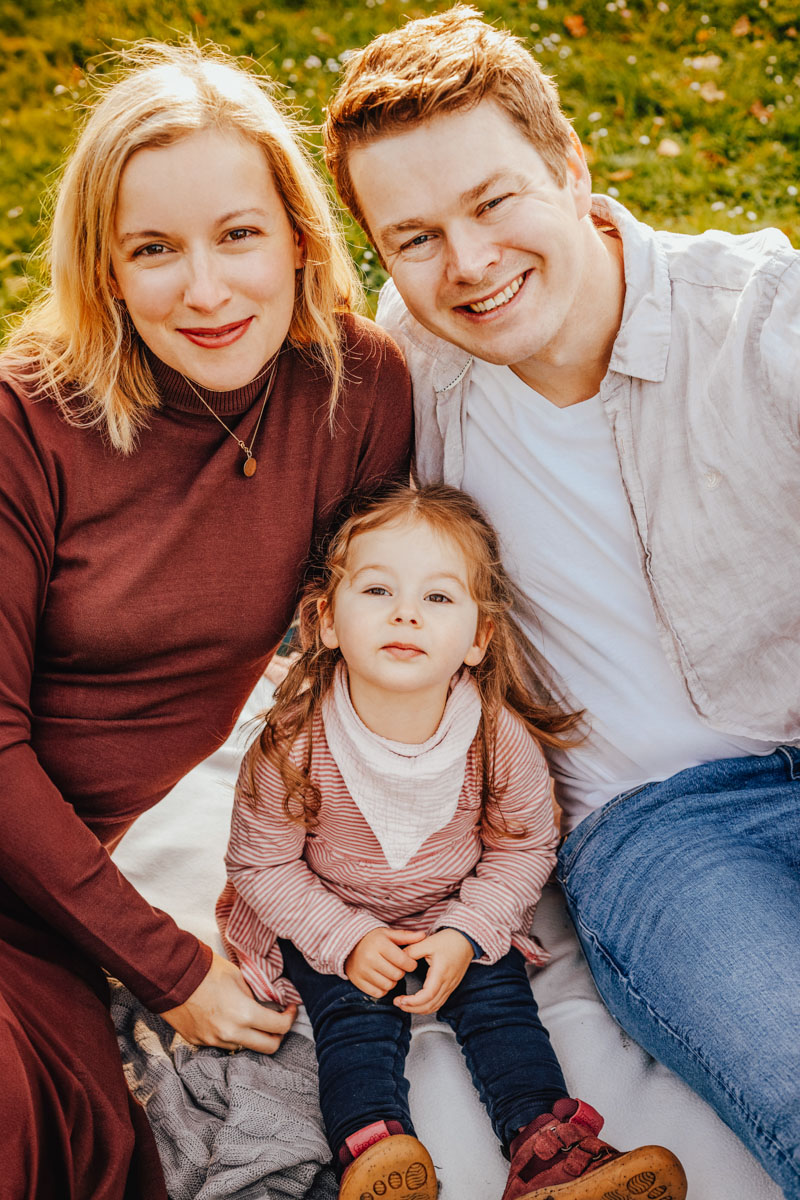 FAMILIENFOTOGRAFIE – lebendig, liebevoll, echt